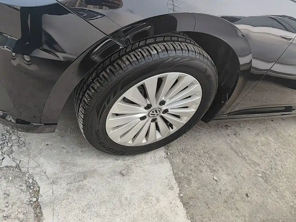 Volkswagen Lavida — миниатюра 23