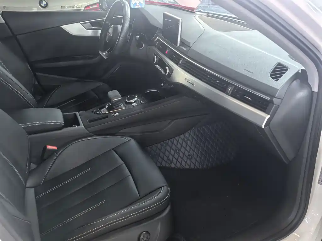 Audi A4L — миниатюра 12