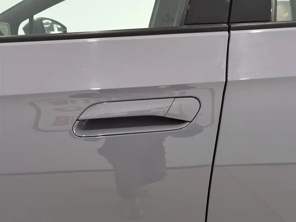 VOLKSWAGEN ID.4 CROZZ