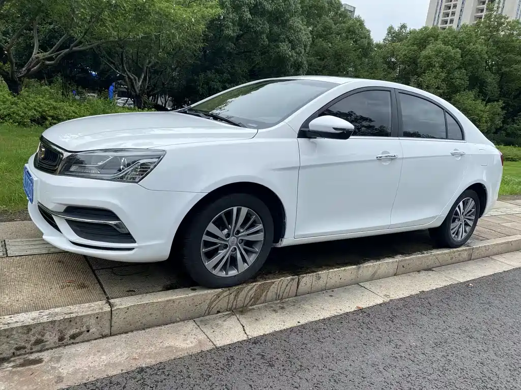 Geely Emgrand 2018