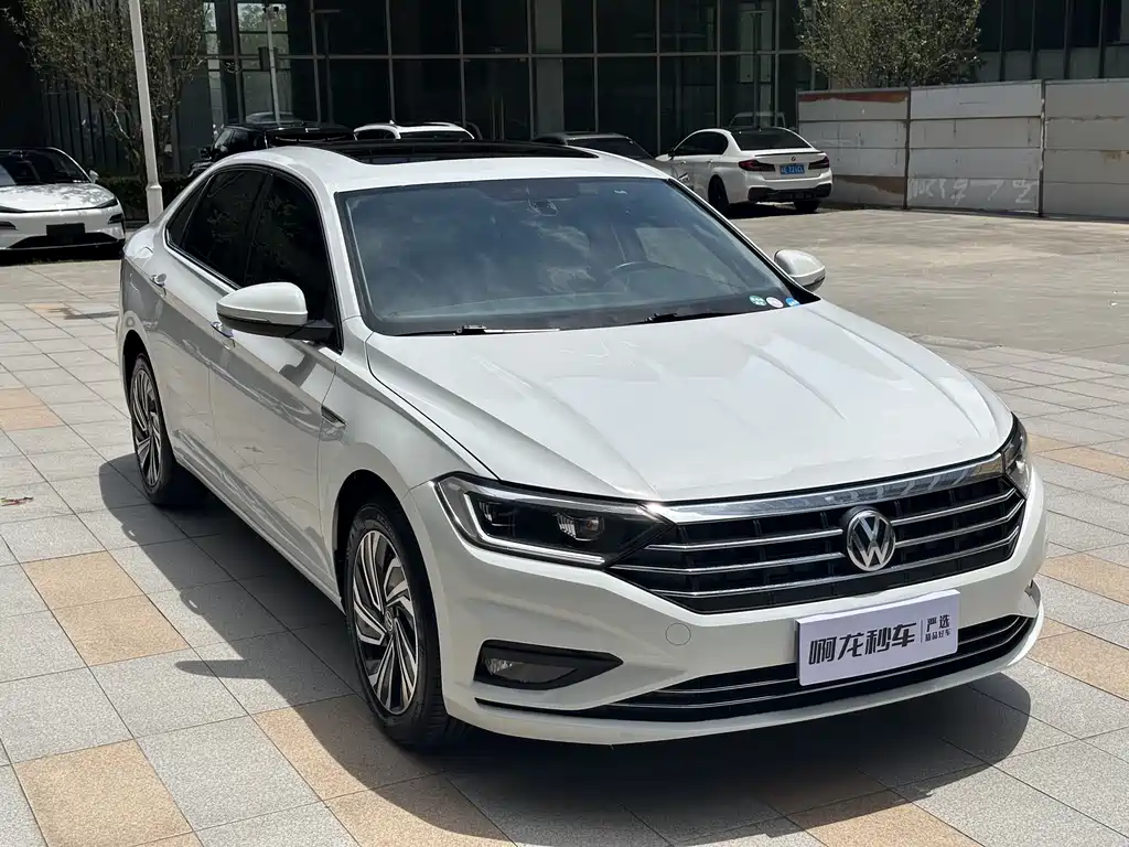 Volkswagen Sagitar 2022 280TSI DSG