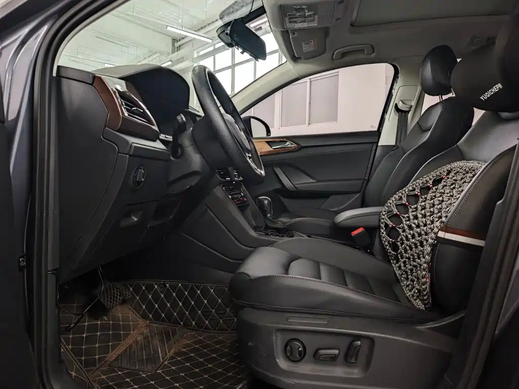Volkswagen Tharu — миниатюра 16