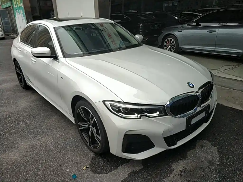 BMW 3 Series — миниатюра 4