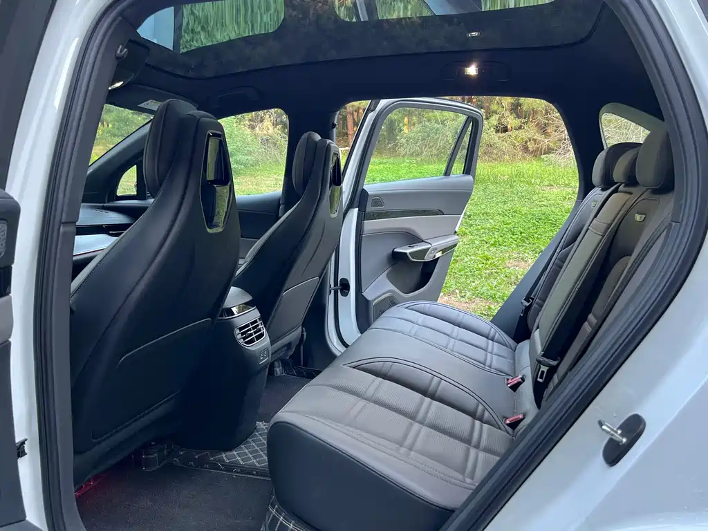 Hongqi Hongqi Tiangong 08 — миниатюра 10
