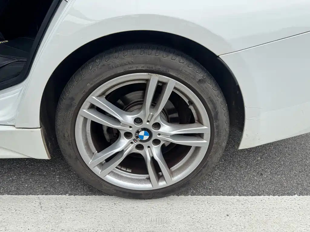 BMW 3 Series — миниатюра 10