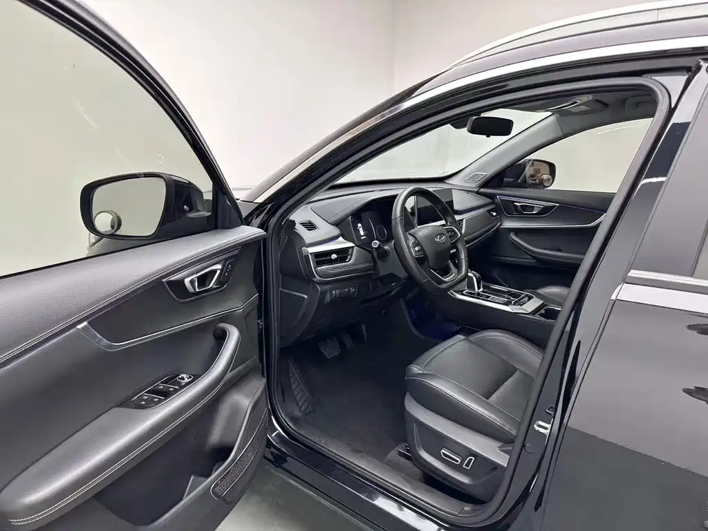 Chery Tiggo 8 — миниатюра 5
