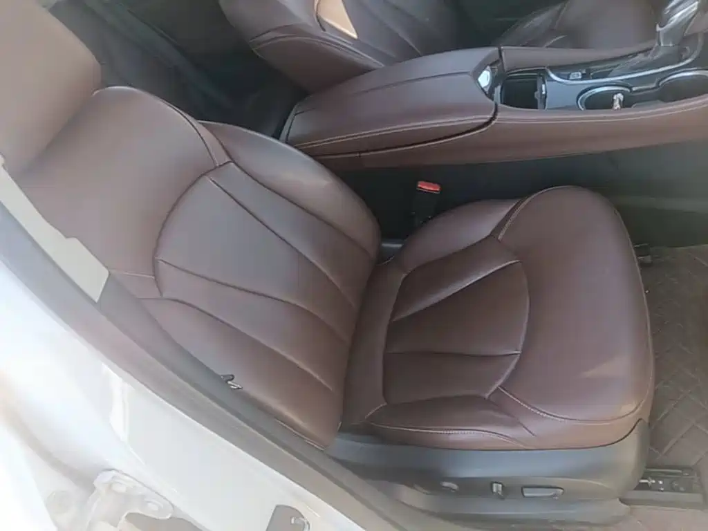 Buick Envision Plus — миниатюра 25
