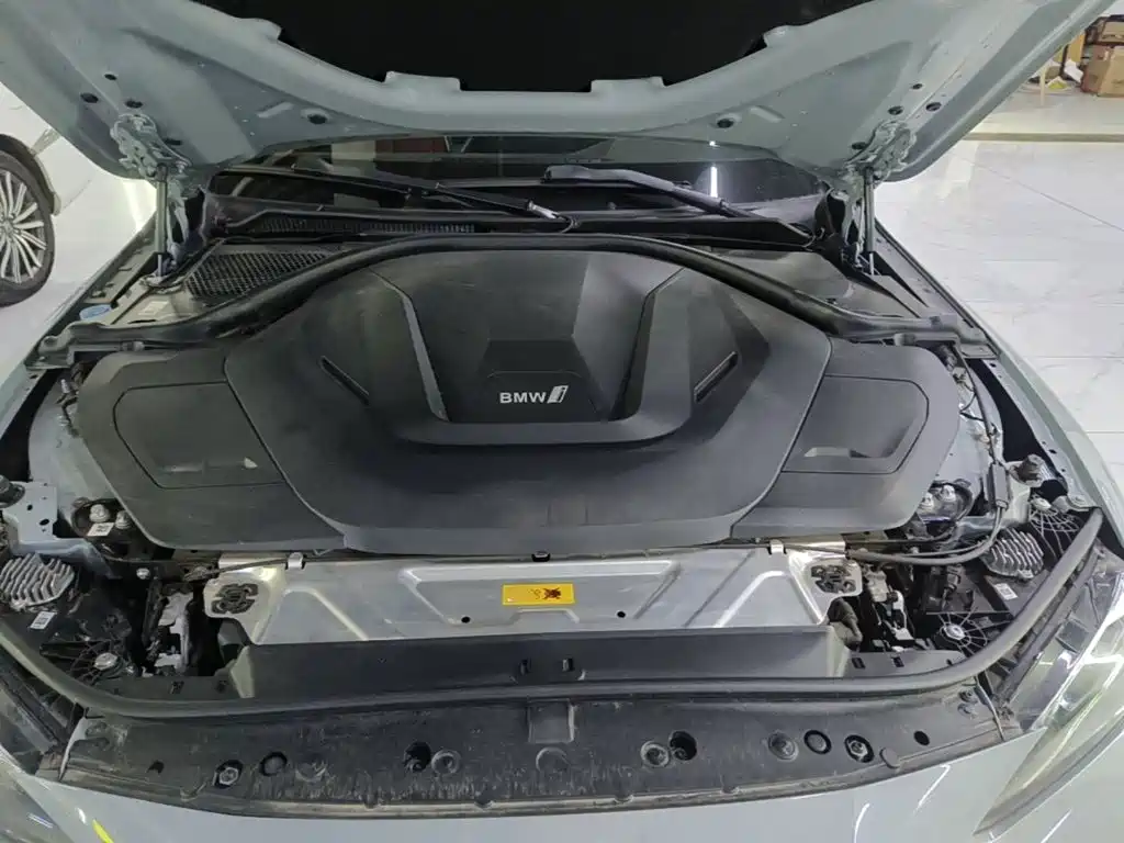 BMW i4 — миниатюра 20