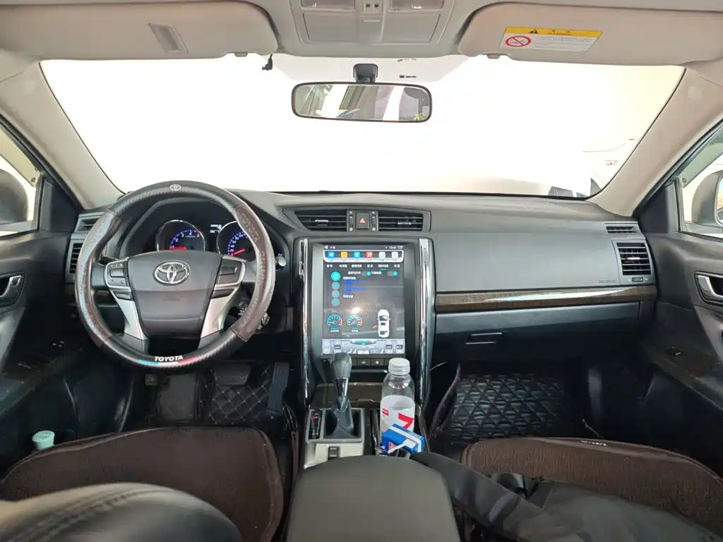 Toyota Reiz — миниатюра 10