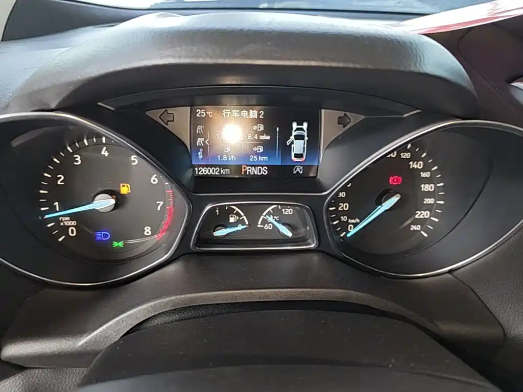 Ford Kuga — миниатюра 12
