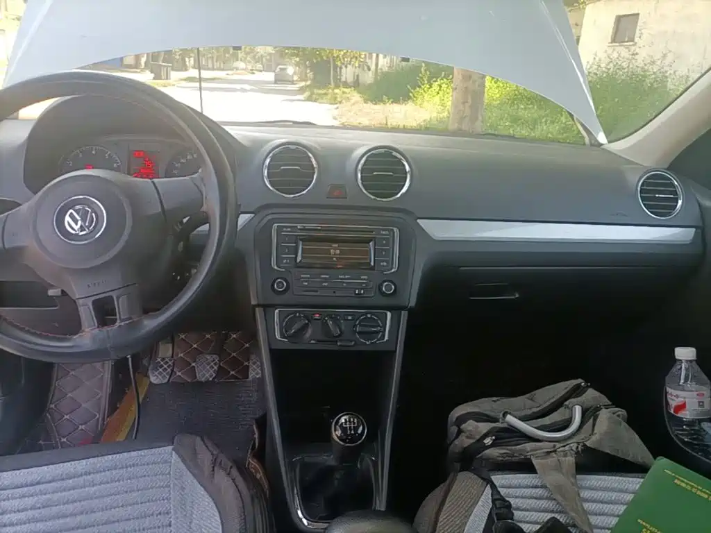 Volkswagen Jetta — миниатюра 13