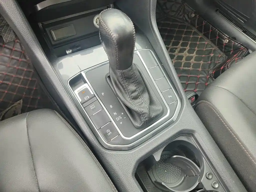 Volkswagen Golf Sportsvan — миниатюра 14