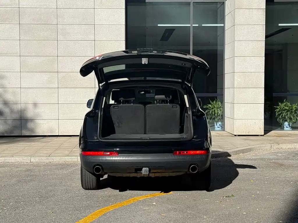 Audi Q7 — миниатюра 16
