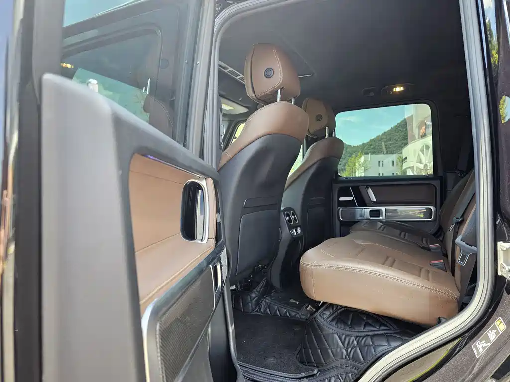 Mercedes-Benz G-Class — миниатюра 10