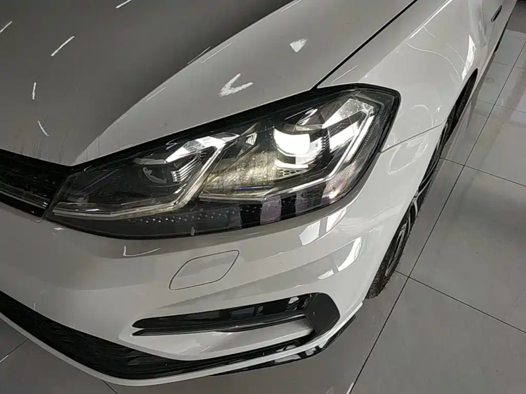 Volkswagen Golf — миниатюра 24