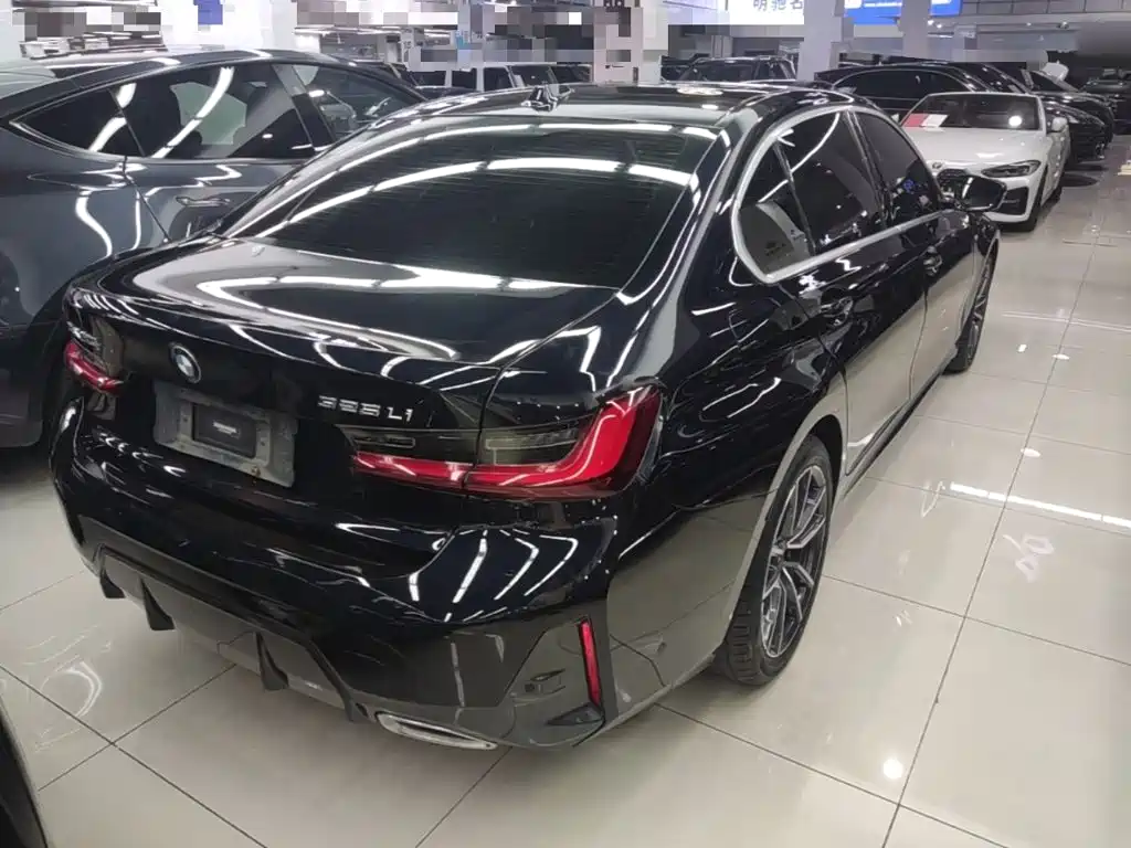 BMW 3 Series — миниатюра 7