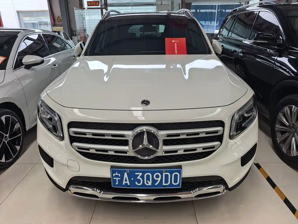 Mercedes-Benz GLB — миниатюра 2