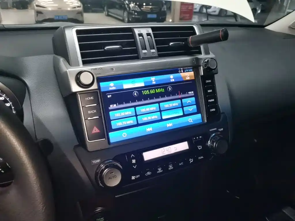 Toyota Prado — миниатюра 13