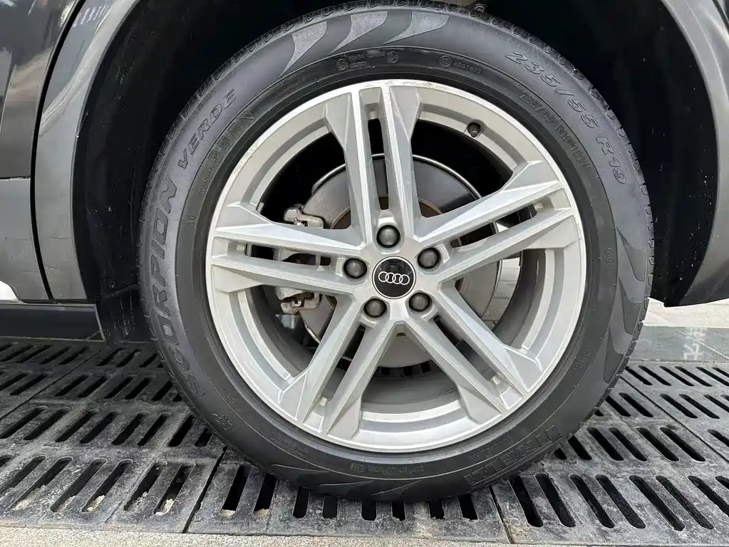 Audi Q5L — миниатюра 26