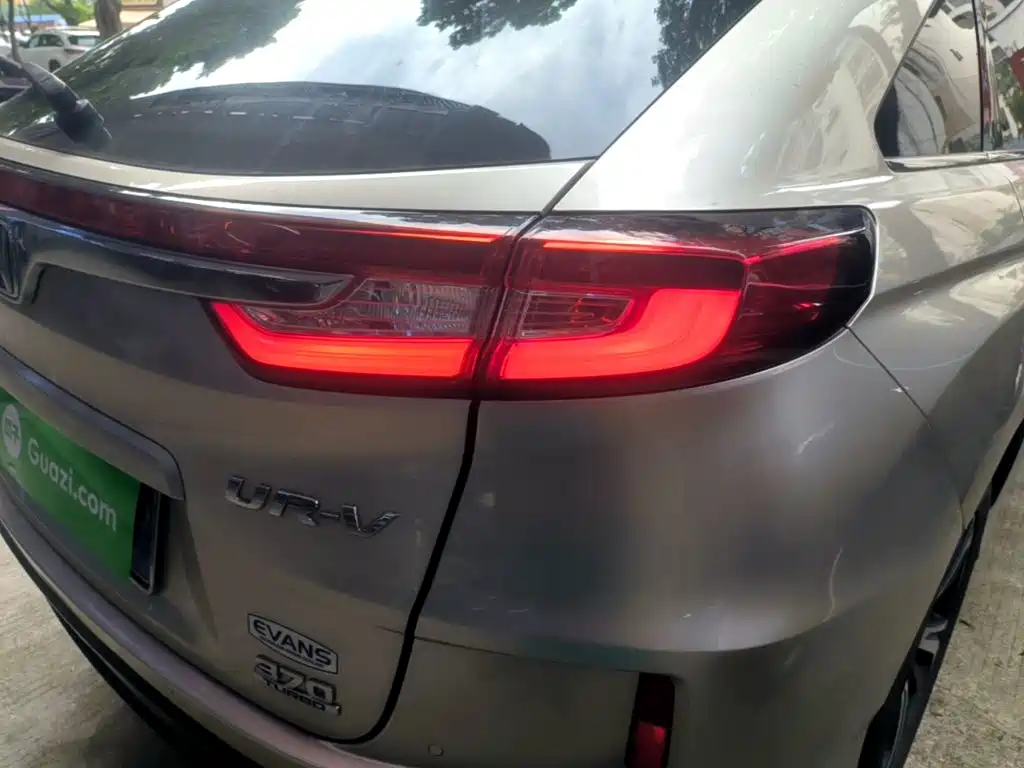 Honda UR-V — миниатюра 8