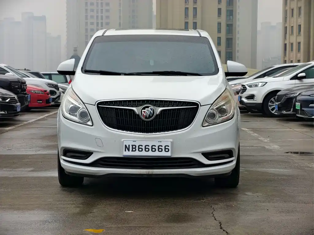 Buick GL8 — миниатюра 2
