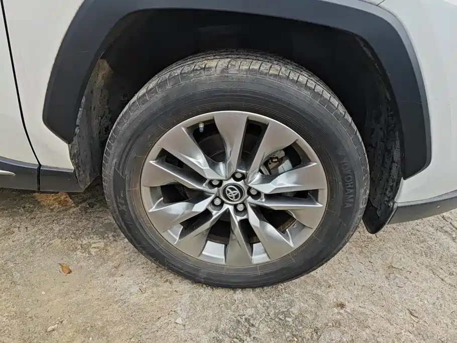 Toyota Wildlander — миниатюра 6