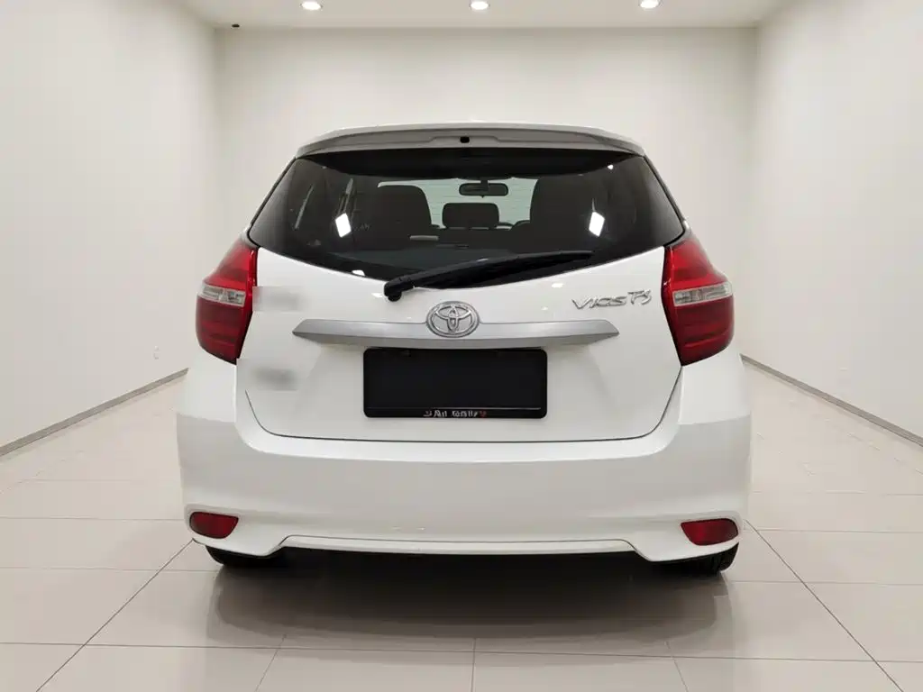 Toyota Vios FS — миниатюра 3