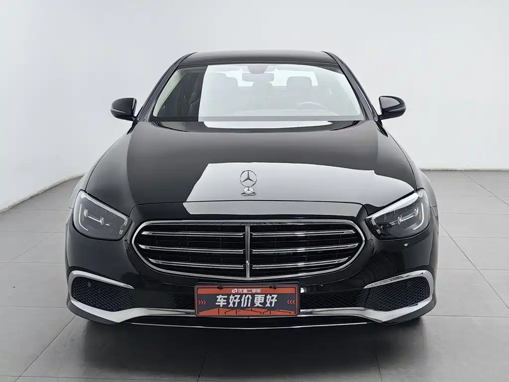Mercedes-Benz E-Class — миниатюра 3