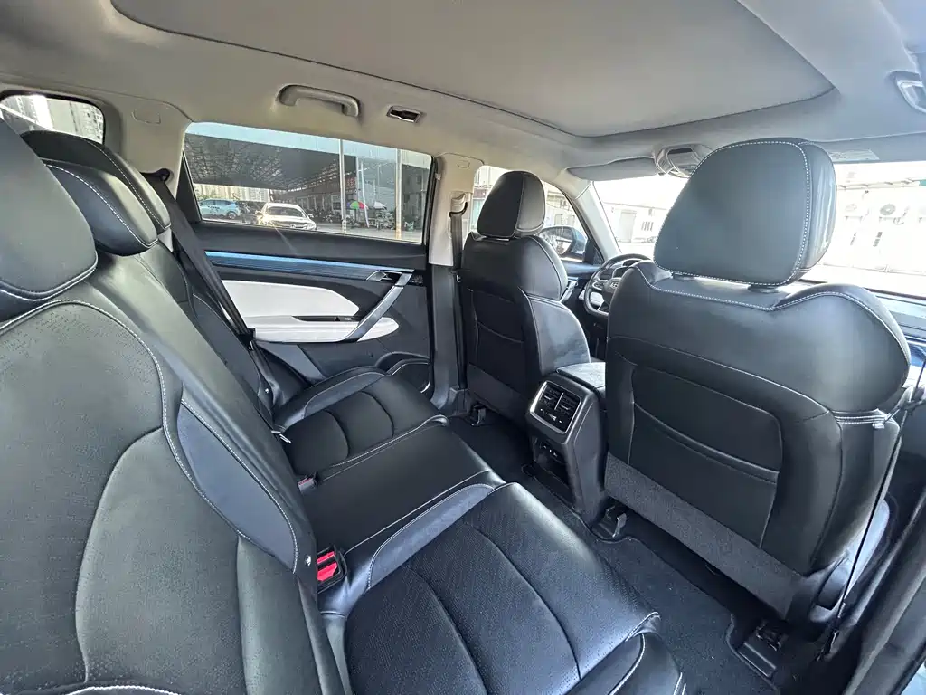 Geely Boyue — миниатюра 12