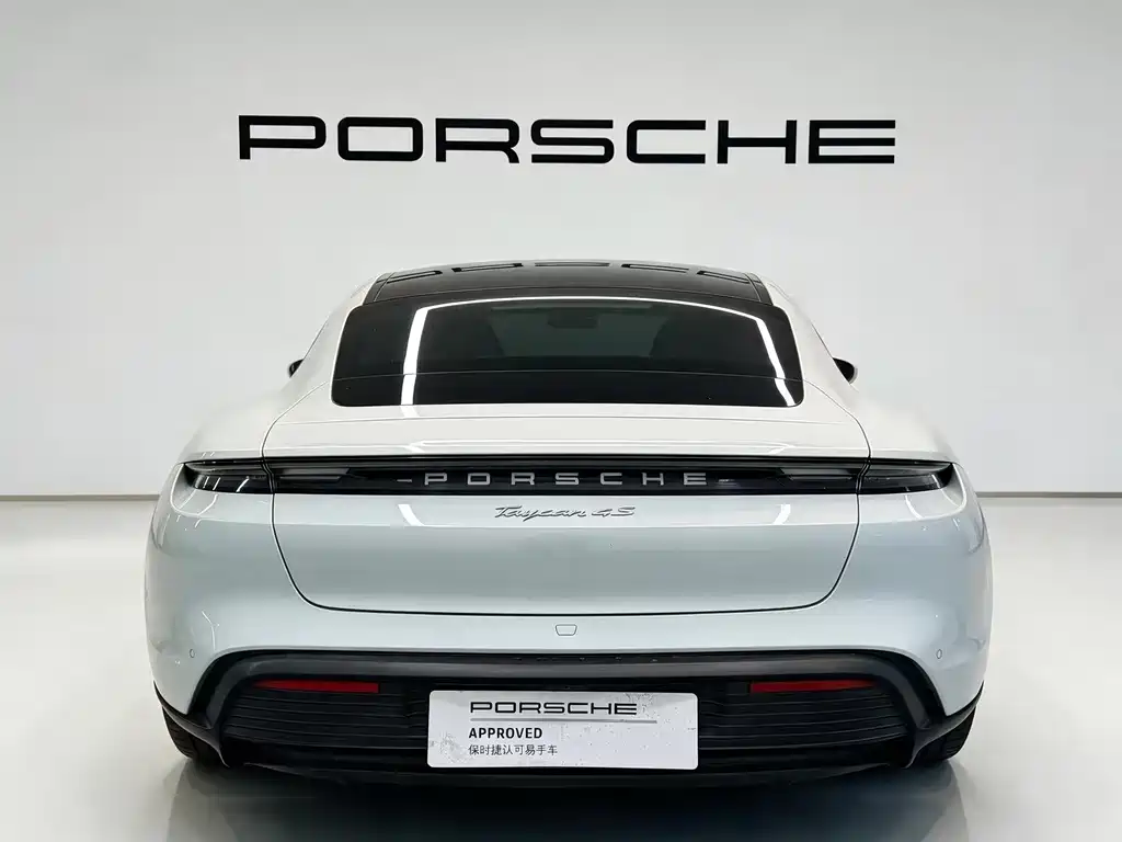 Porsche Taycan — миниатюра 5