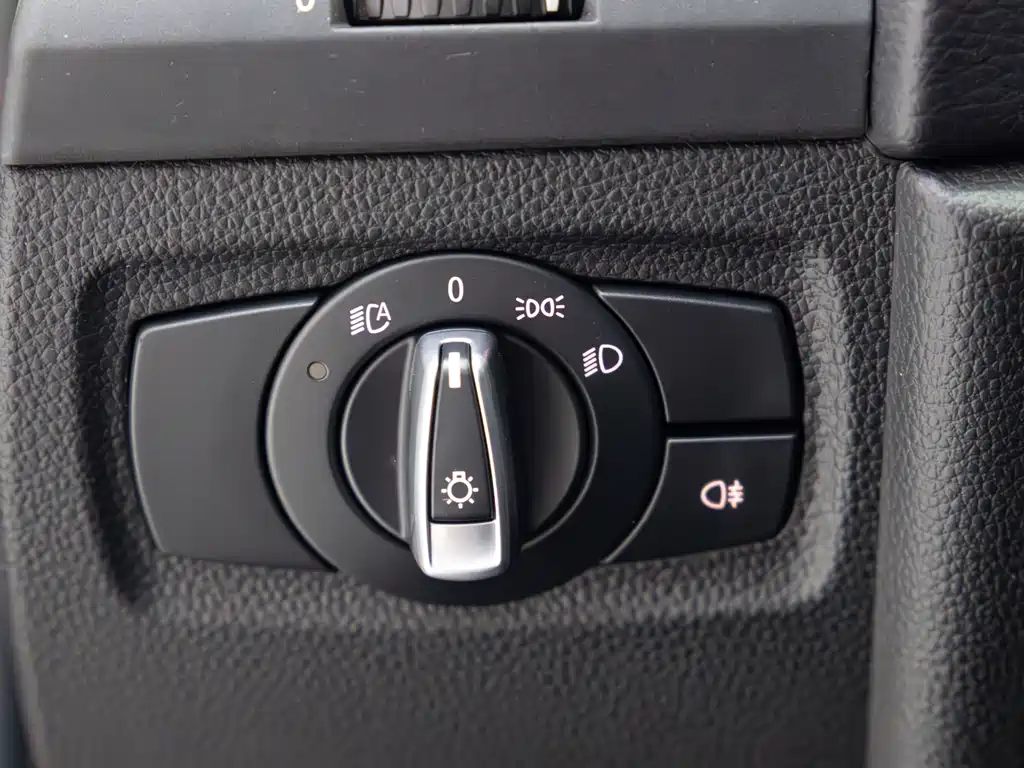 BMW 1 Series M 1M Coupe, фото 11