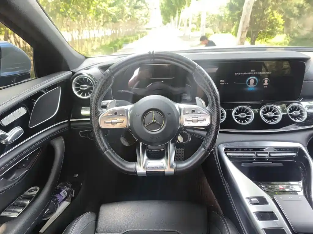 Mercedes-Benz AMG GT — миниатюра 11