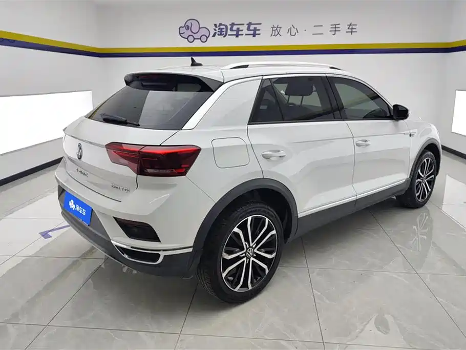 VOLKSWAGEN T ROC EXPLORING SONGS