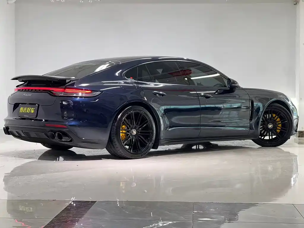 Porsche Panamera — миниатюра 8