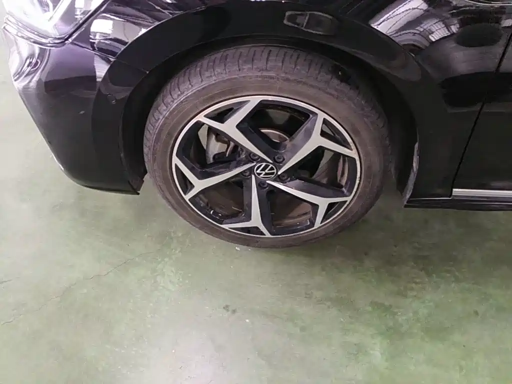 Volkswagen Passat — миниатюра 23