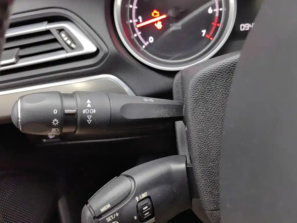Peugeot 408 — миниатюра 21