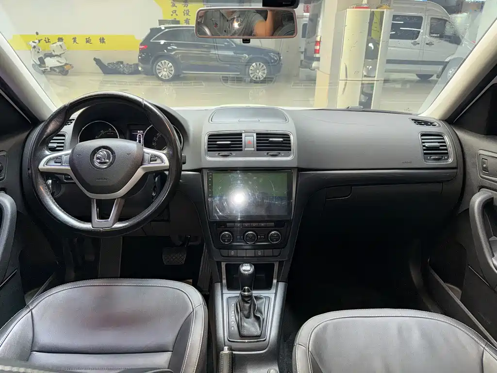 Skoda Yeti — миниатюра 16
