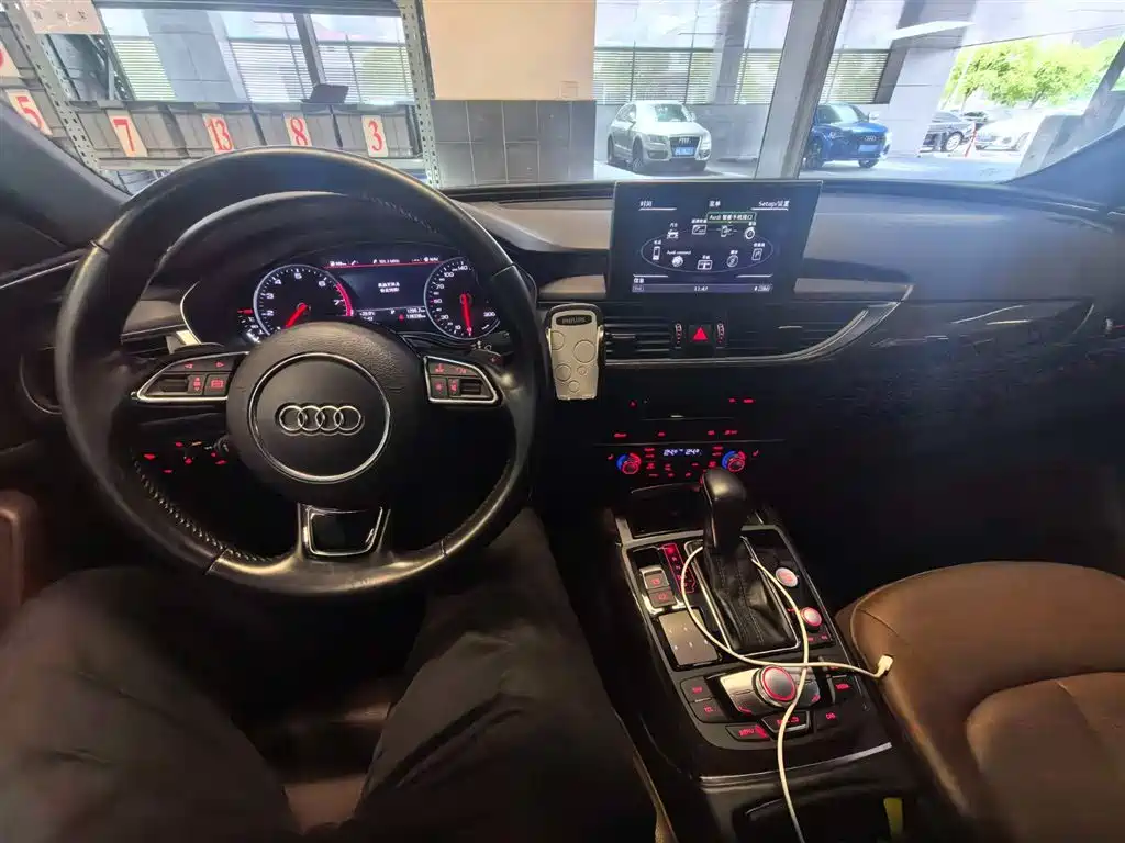 Audi A6L — миниатюра 4