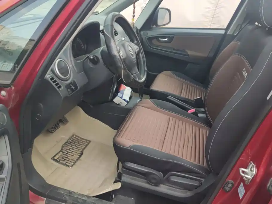 Suzuki SX4 — миниатюра 9