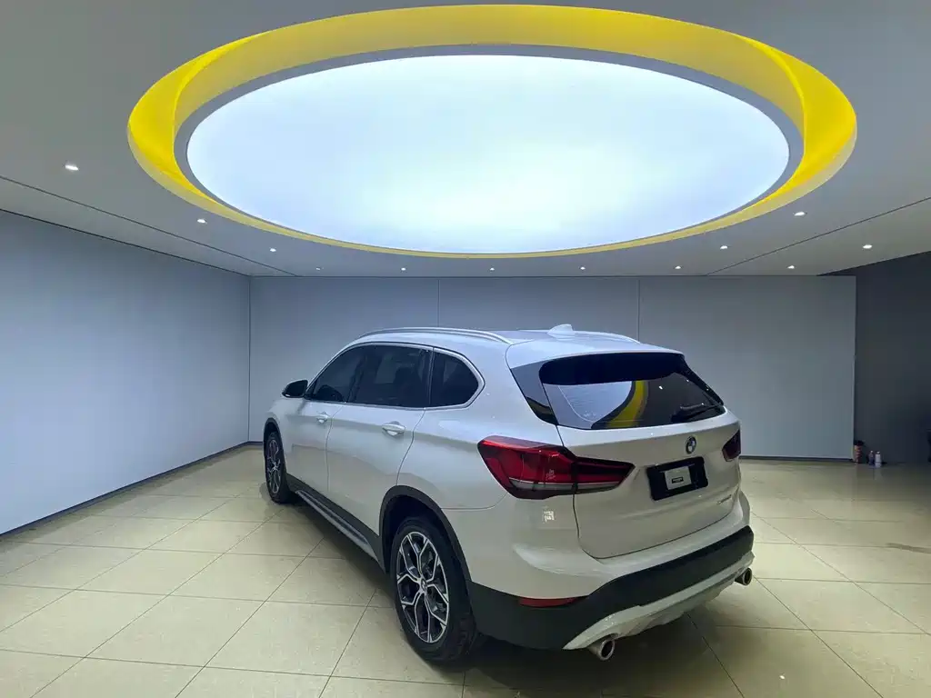 BMW X1 — миниатюра 6