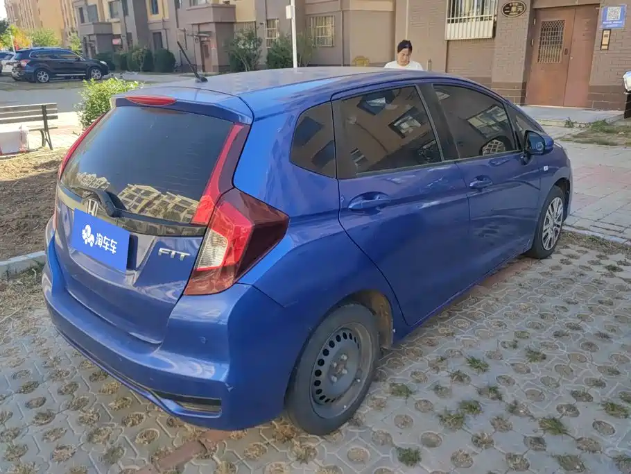 Honda Fit — миниатюра 3
