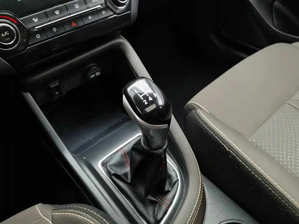 Changan Eado DT — миниатюра 13