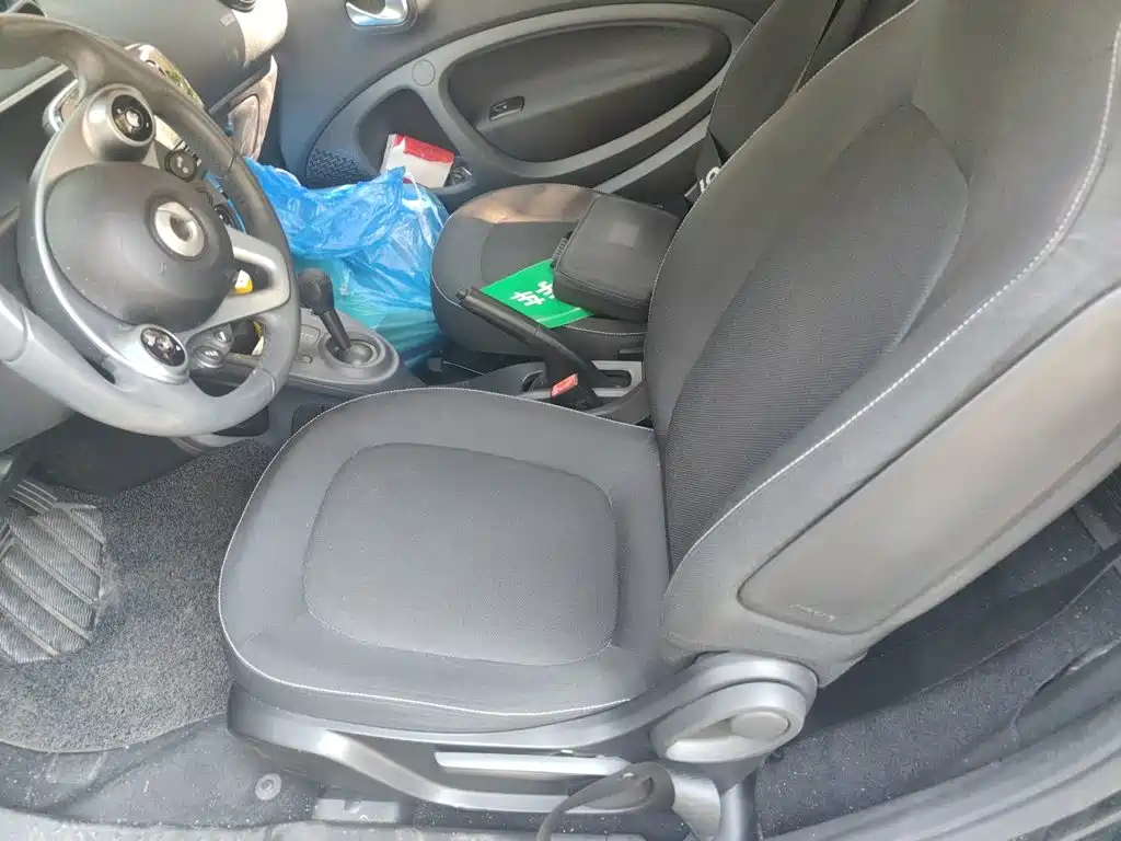 smart Smart Fortwo — миниатюра 11