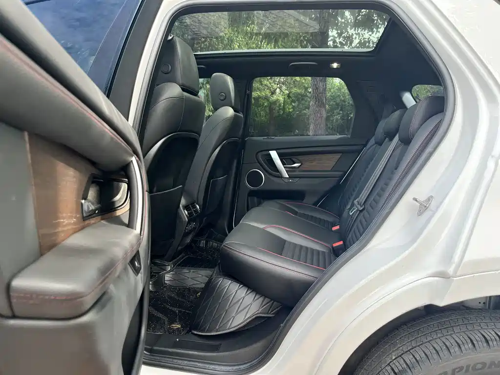 Land Rover Discovery Sport — миниатюра 5