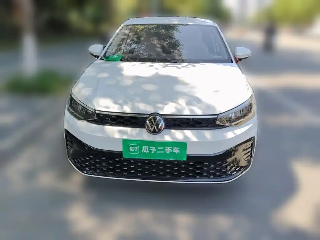 Volkswagen Lavida — миниатюра 2