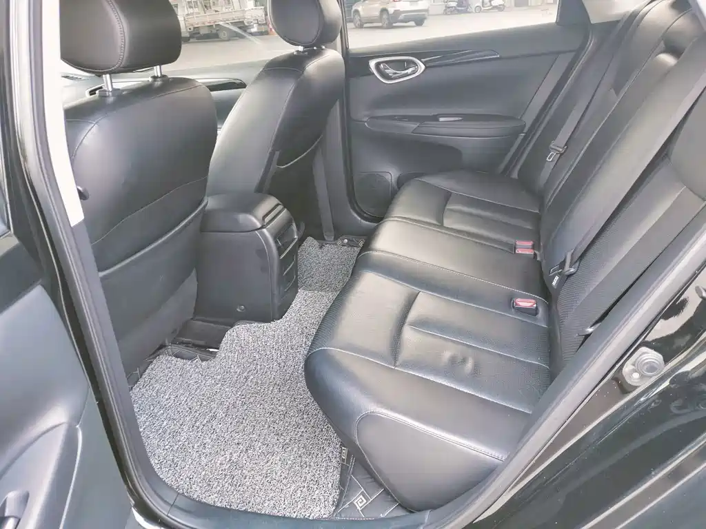 Nissan Sylphy — миниатюра 11