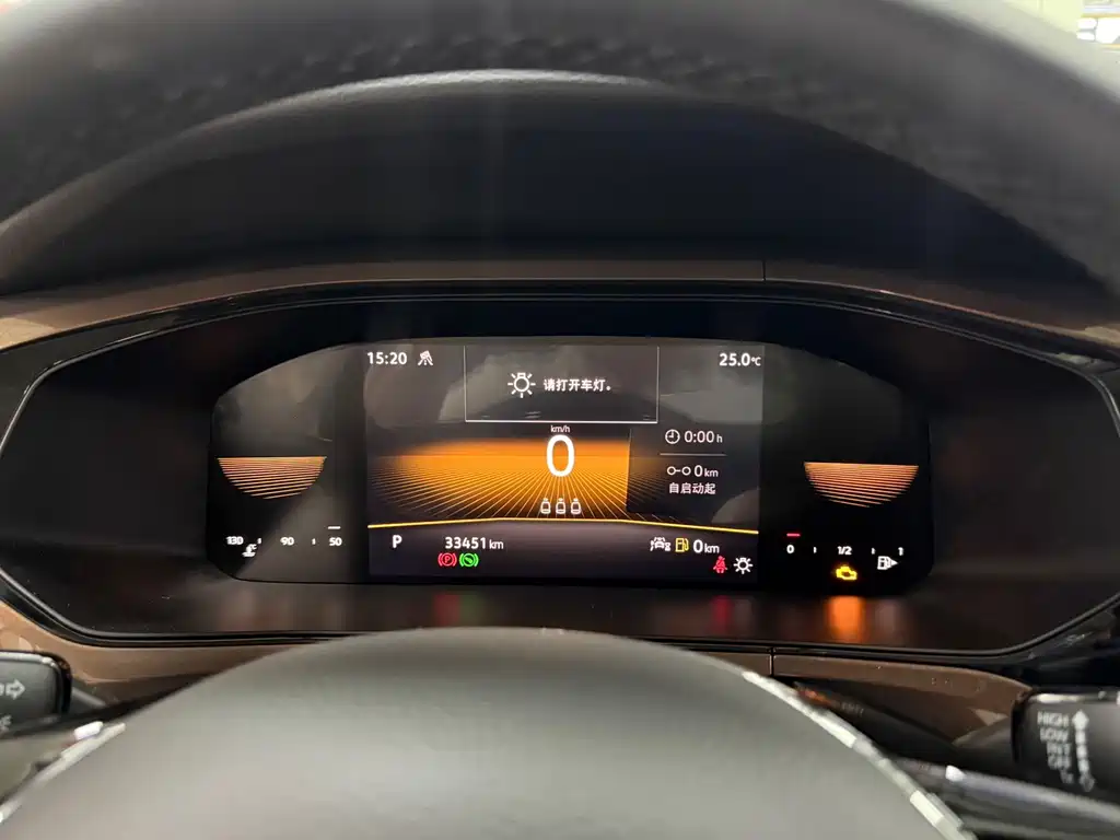 Volkswagen Tharu — миниатюра 8