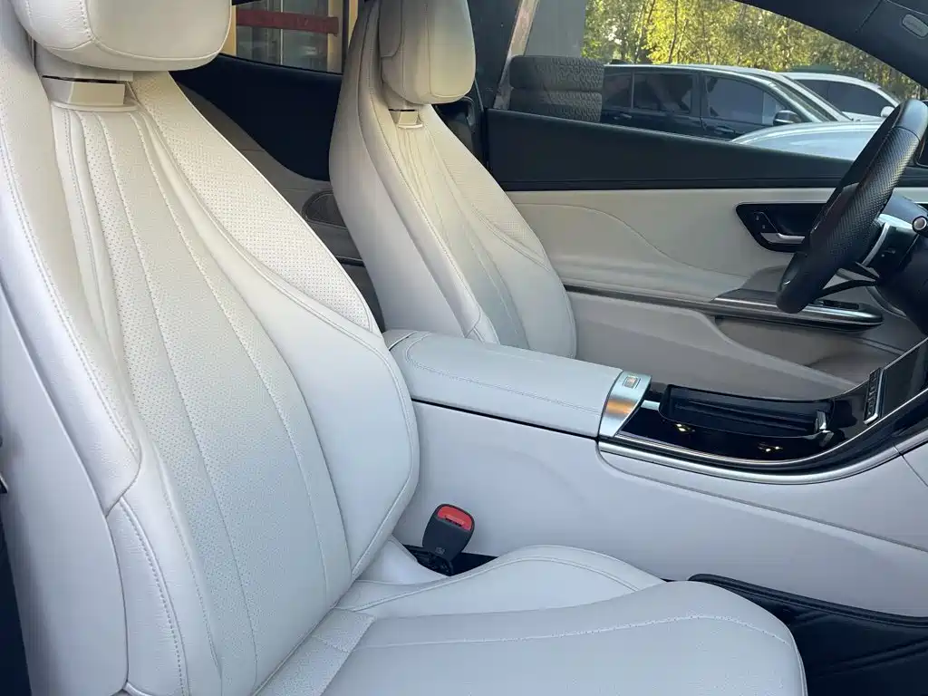 Mercedes-Benz CLE — миниатюра 12