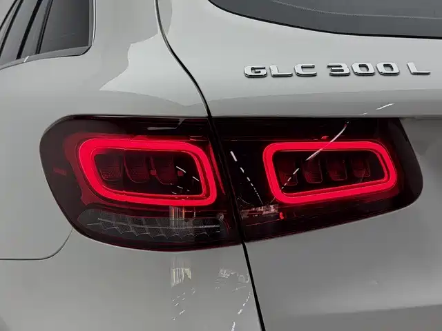 Mercedes-Benz GLC — миниатюра 5