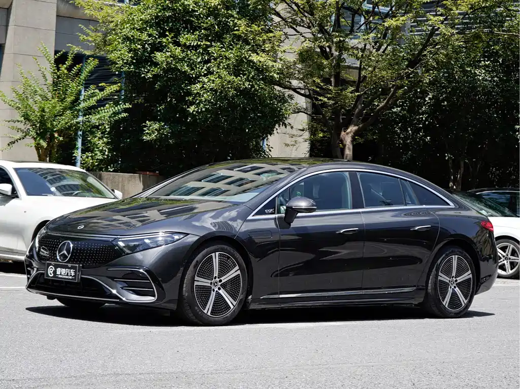 Mercedes-Benz EQS